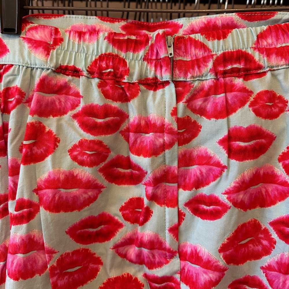 RETROLICIOUS Red & Pink Lips Kiss Print Cotton Skirt Size XL Pockets Glitter - Picture 4 of 7